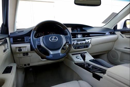 2014 Lexus ES 350 Base