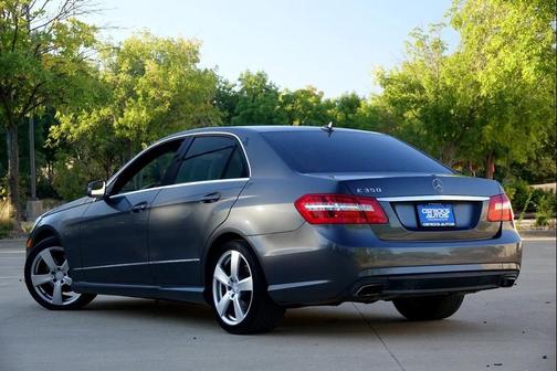 2010 Mercedes-Benz E-Class 