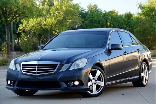 2010 Mercedes-Benz E-Class 