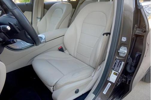 2018 Mercedes-Benz GLC 300 Base