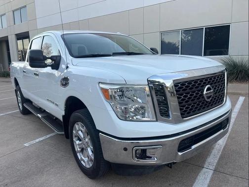 2017 Nissan Titan XD SV
