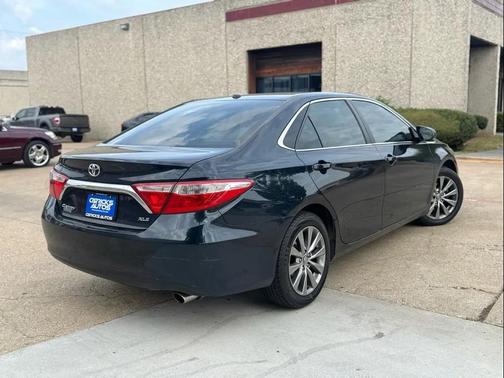 2017 Toyota Camry XLE