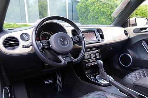 2019 Volkswagen Beetle 2.0T SE