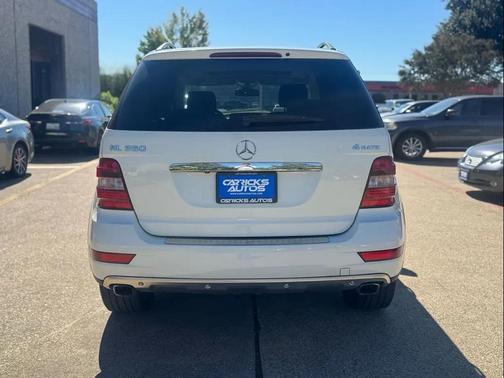 2009 Mercedes-Benz M-Class 4MATIC