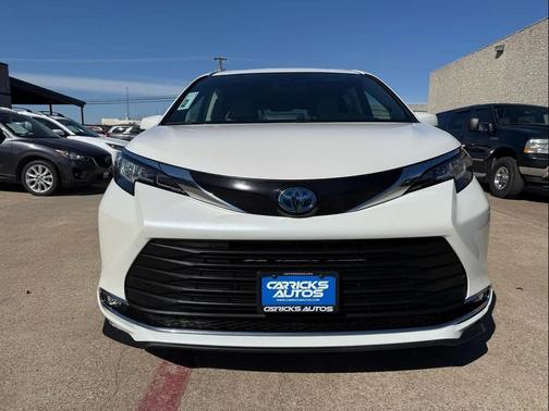 2021 Toyota Sienna XLE 7 Passenger