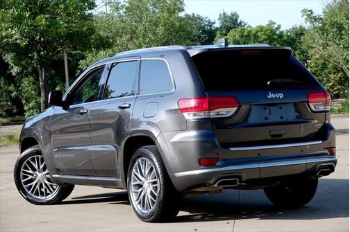2017 Jeep Grand Cherokee Summit