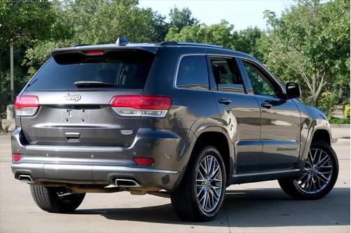 2017 Jeep Grand Cherokee Summit