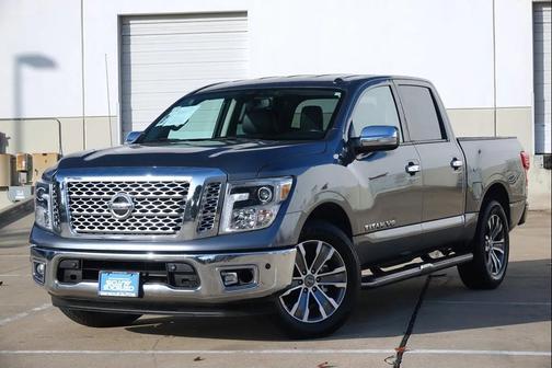 2019 Nissan Titan SL