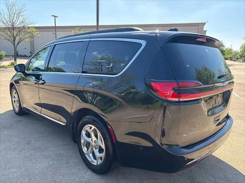 2022 Chrysler Pacifica Limited