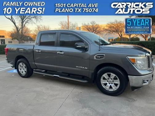 2017 Nissan Titan SV
