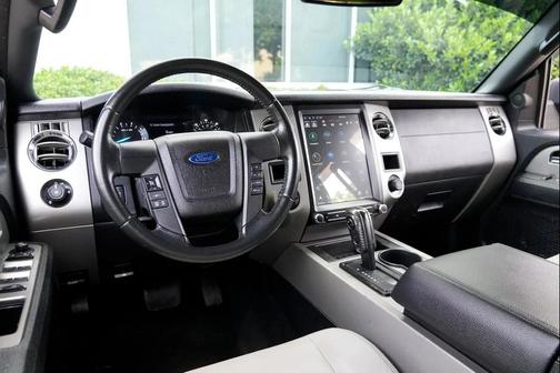 Tuxedo Black Metallic 2015 Ford Expedition XLT