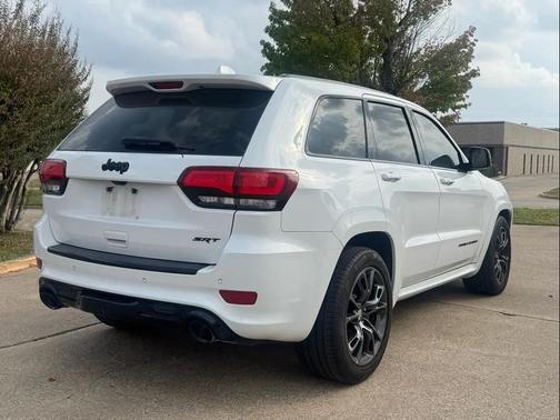 2016 Jeep Grand Cherokee SRT