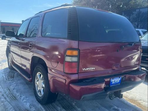 2004 GMC Yukon Denali