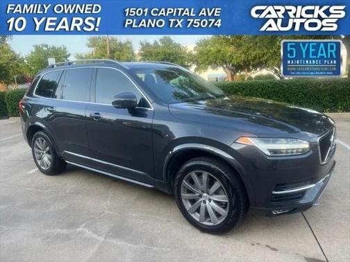 2017 Volvo XC90 T6 Momentum