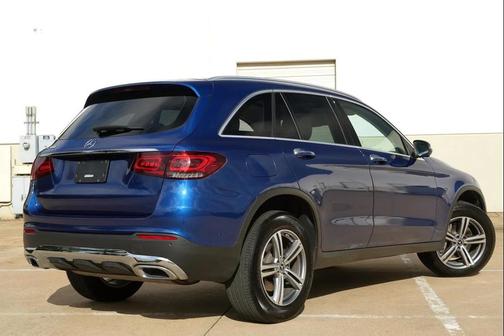 Blue 2022 Mercedes-Benz GLC 300 Base