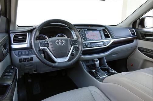 2015 Toyota Highlander Limited Platinum