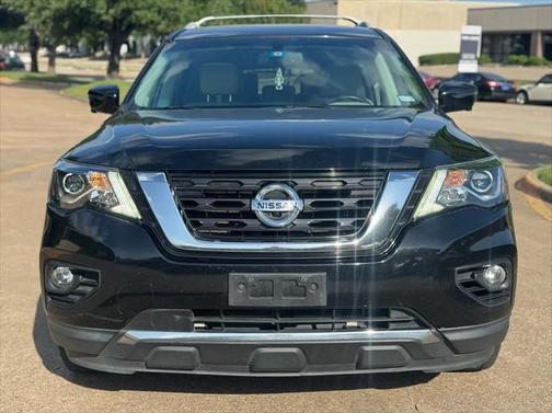 2017 Nissan Pathfinder Platinum