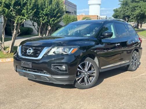 2017 Nissan Pathfinder Platinum