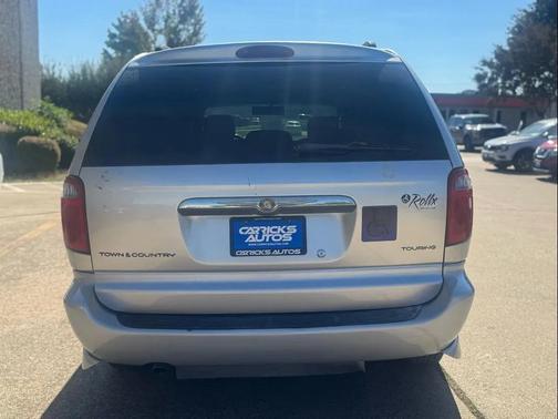 2006 Chrysler Town & Country Touring