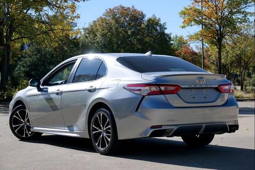 2020 Toyota Camry 