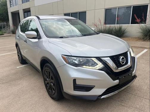 Silver 2017 Nissan Rogue S