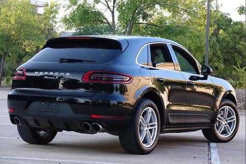 2015 Porsche Macan S
