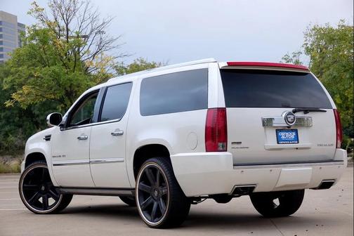 2012 Cadillac Escalade ESV Platinum Edition