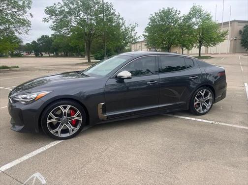 2019 Kia Stinger GT2