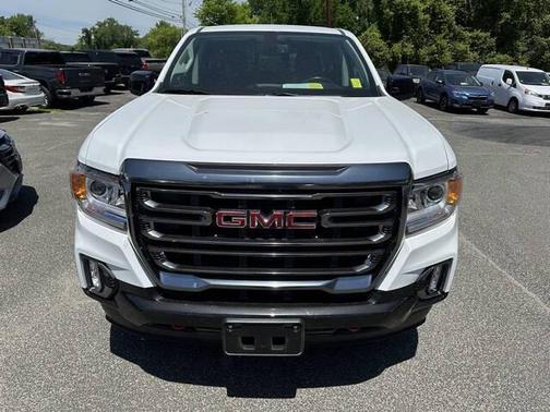 Summit White 2022 GMC Canyon AT4