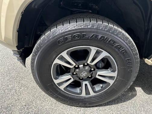 Quicksand 2018 Toyota Tacoma TRD Sport