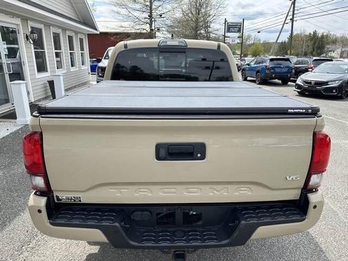 Quicksand 2018 Toyota Tacoma TRD Sport