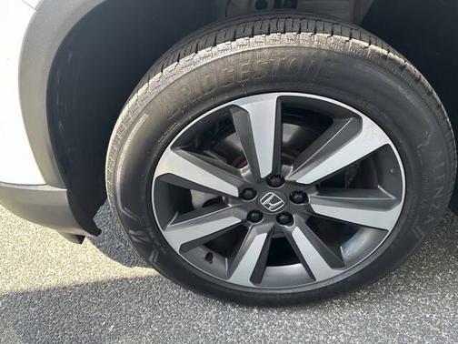 WH 2023 Honda Pilot AWD Elite