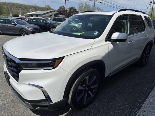 WH 2023 Honda Pilot AWD Elite