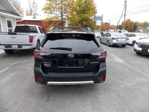 BK 2021 Subaru Outback Limited