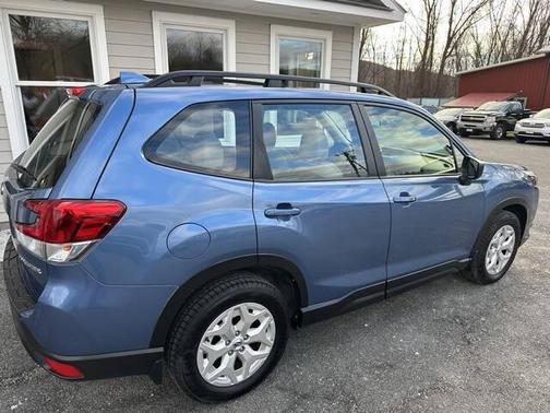 2022 Subaru Forester Base