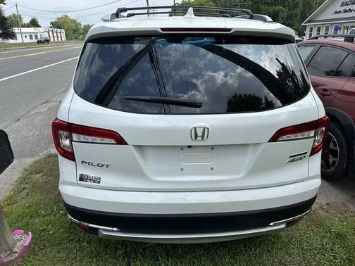 2020 Honda Pilot Touring 8-Passenger