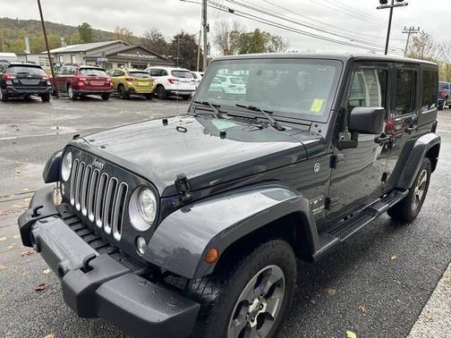 2017 Jeep Wrangler Unlimited Sahara
