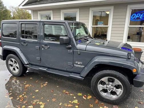 2017 Jeep Wrangler Unlimited Sahara