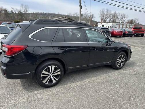 BK 2018 Subaru Outback 3.6R Limited