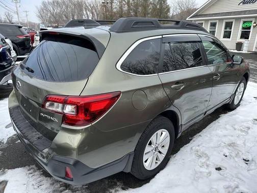 2018 Subaru Outback 2.5i Premium
