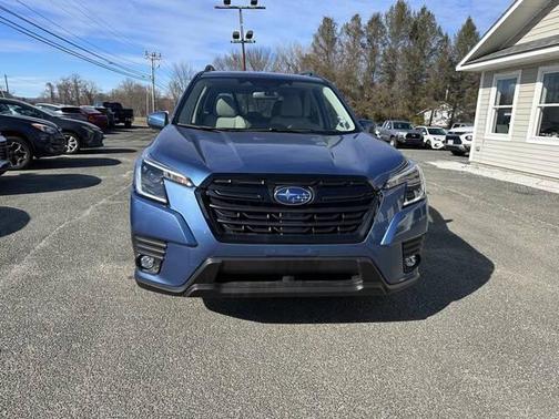 2024 Subaru Forester Premium