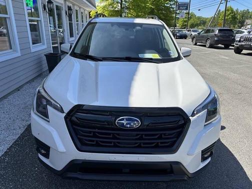 WH 2024 Subaru Forester Premium