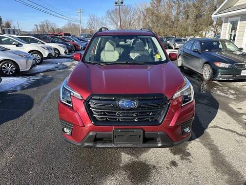 2024 Subaru Forester Premium