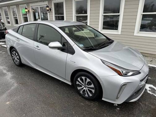 2022 Toyota Prius LE