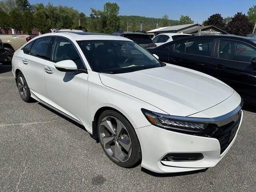 WH 2018 Honda Accord Touring