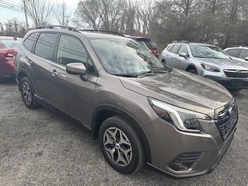 2022 Subaru Forester Premium