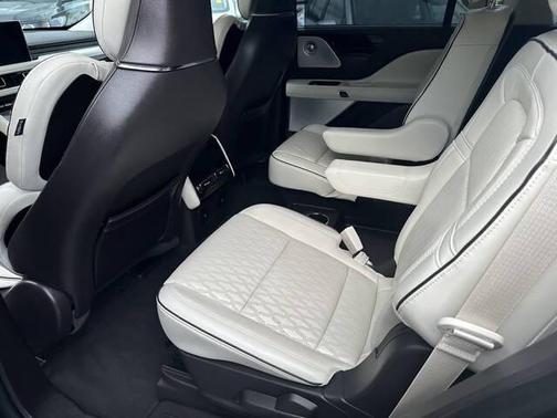BL 2023 Lincoln Aviator Black Label Grand Touring AWD