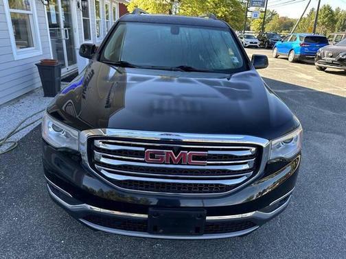 2017 GMC Acadia SLT-1
