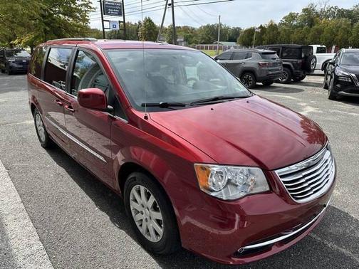 2014 Chrysler Town & Country Touring