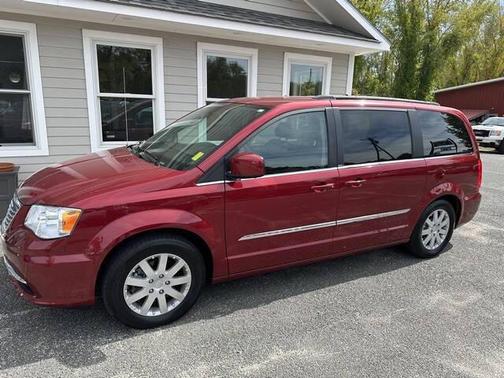 2014 Chrysler Town & Country Touring
